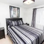 Beautiful Fallsview Home